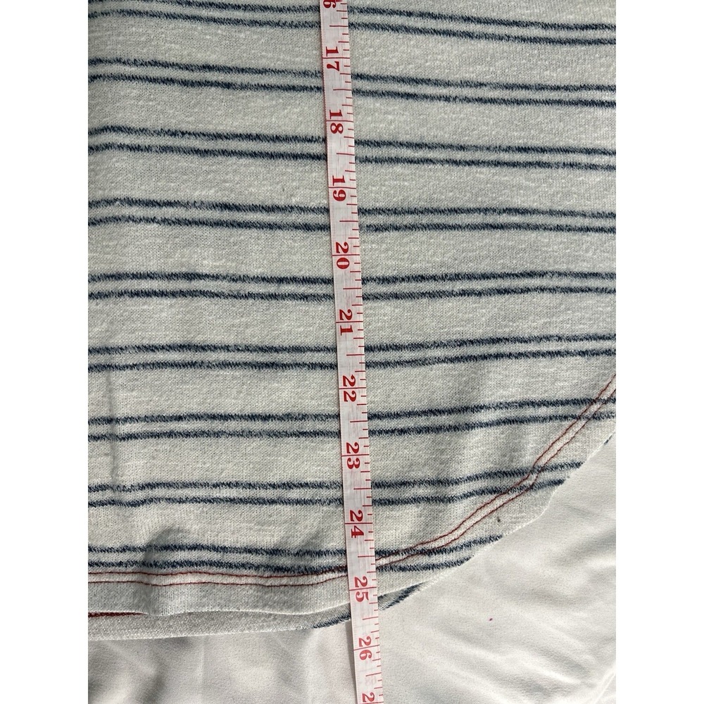 Hem & Thread Women's Top Sz S Striped Navy Nautical Lightweight Basic Summer Top - Picture 8 of 8
